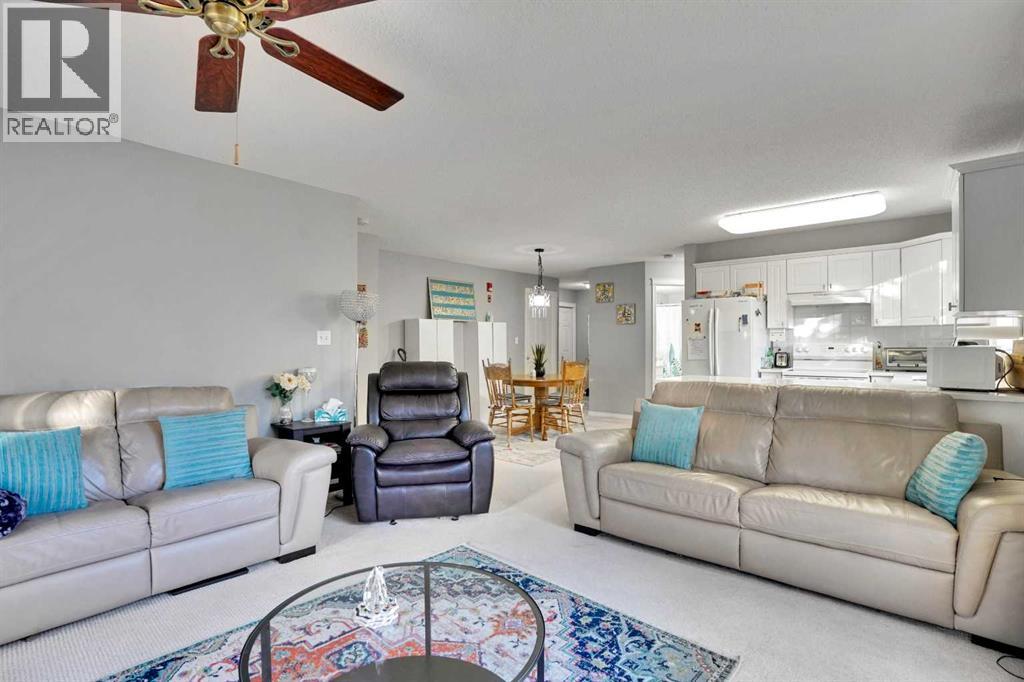 Single Family House for Sale in   Hunterview Drive NW Huntington Hills Calgary 