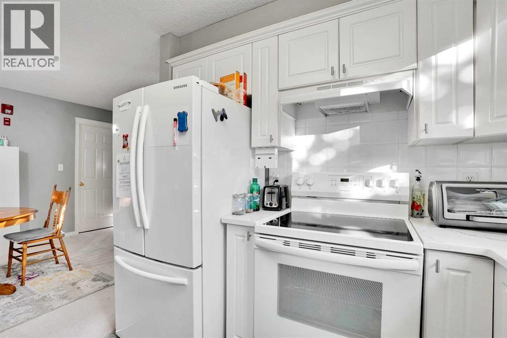 Single Family House for Sale in   Hunterview Drive NW Huntington Hills Calgary 