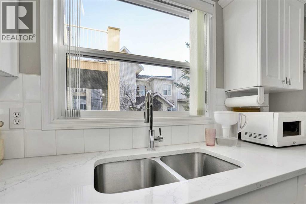 Single Family House for Sale in   Hunterview Drive NW Huntington Hills Calgary 