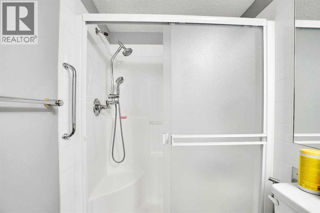 Single Family House for Sale in   Hunterview Drive NW Huntington Hills Calgary 