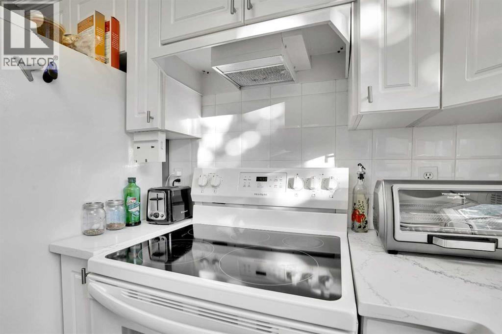 Single Family House for Sale in   Hunterview Drive NW Huntington Hills Calgary 