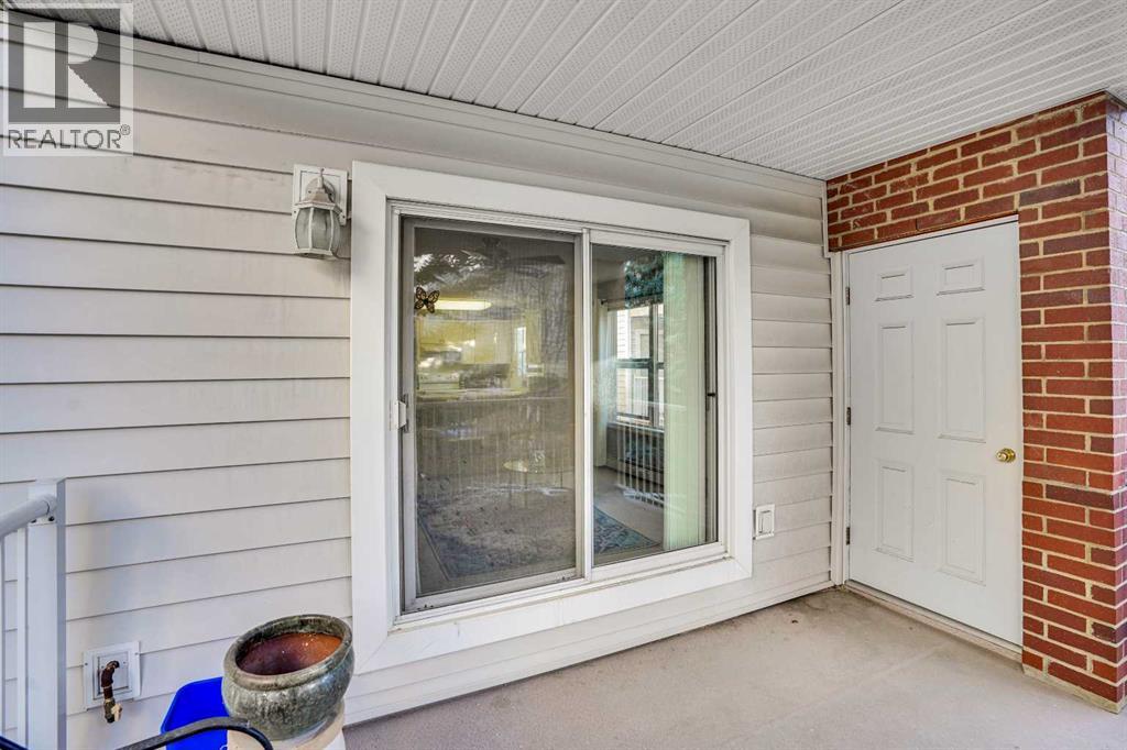 Single Family House for Sale in   Hunterview Drive NW Huntington Hills Calgary 