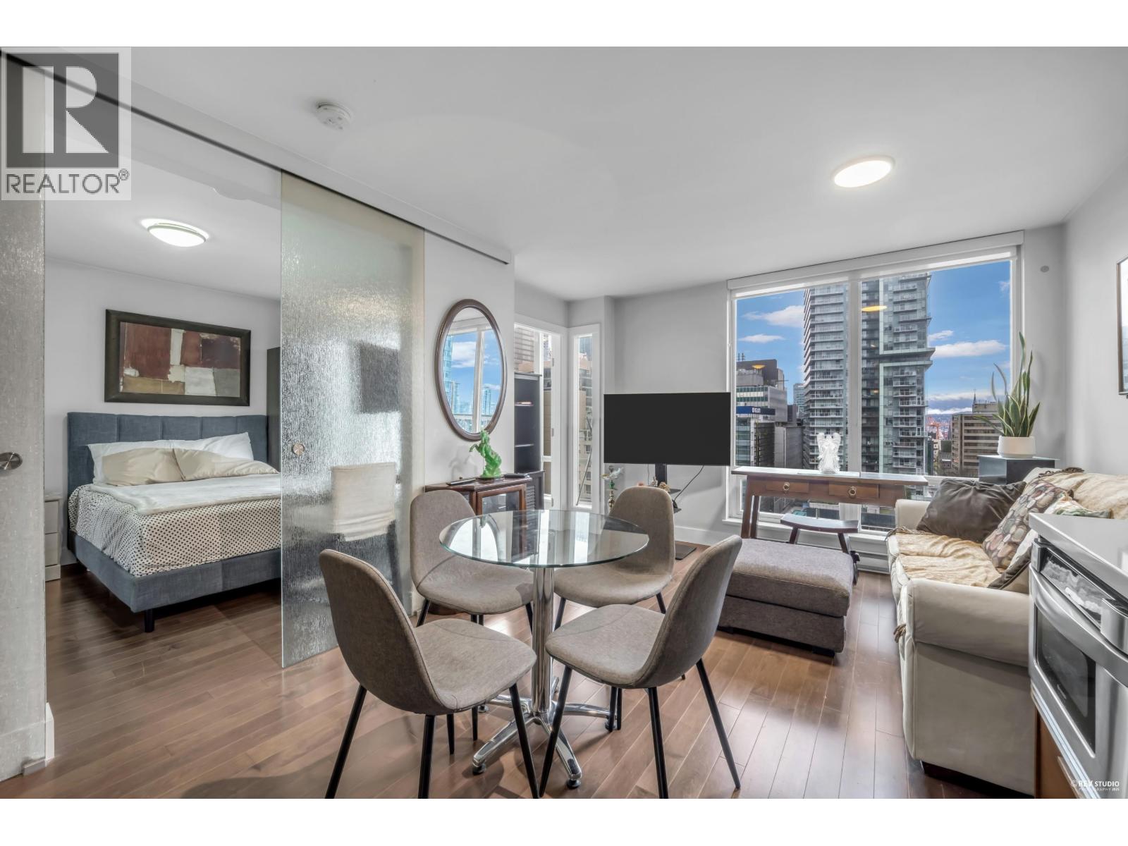 1602 535 SMITHE STREET, Vancouver