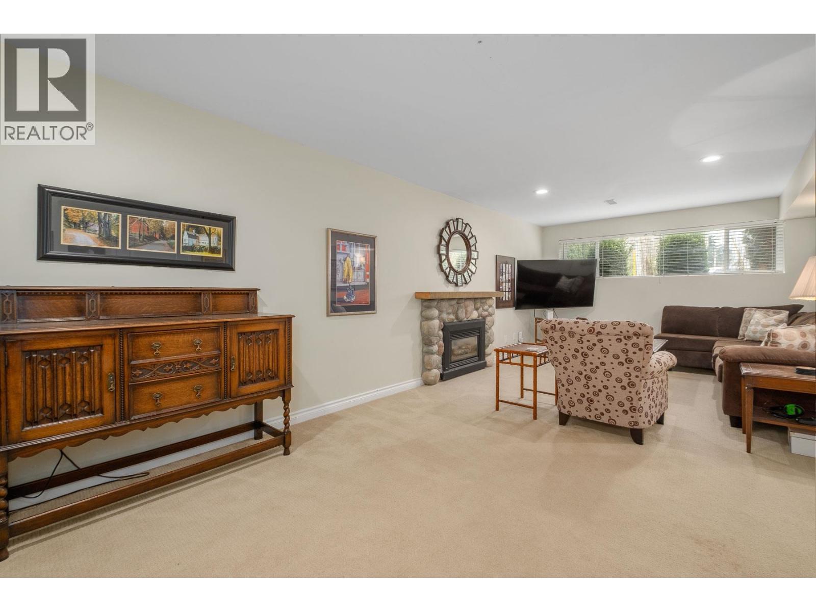 140 HARVEY STREET, New Westminster