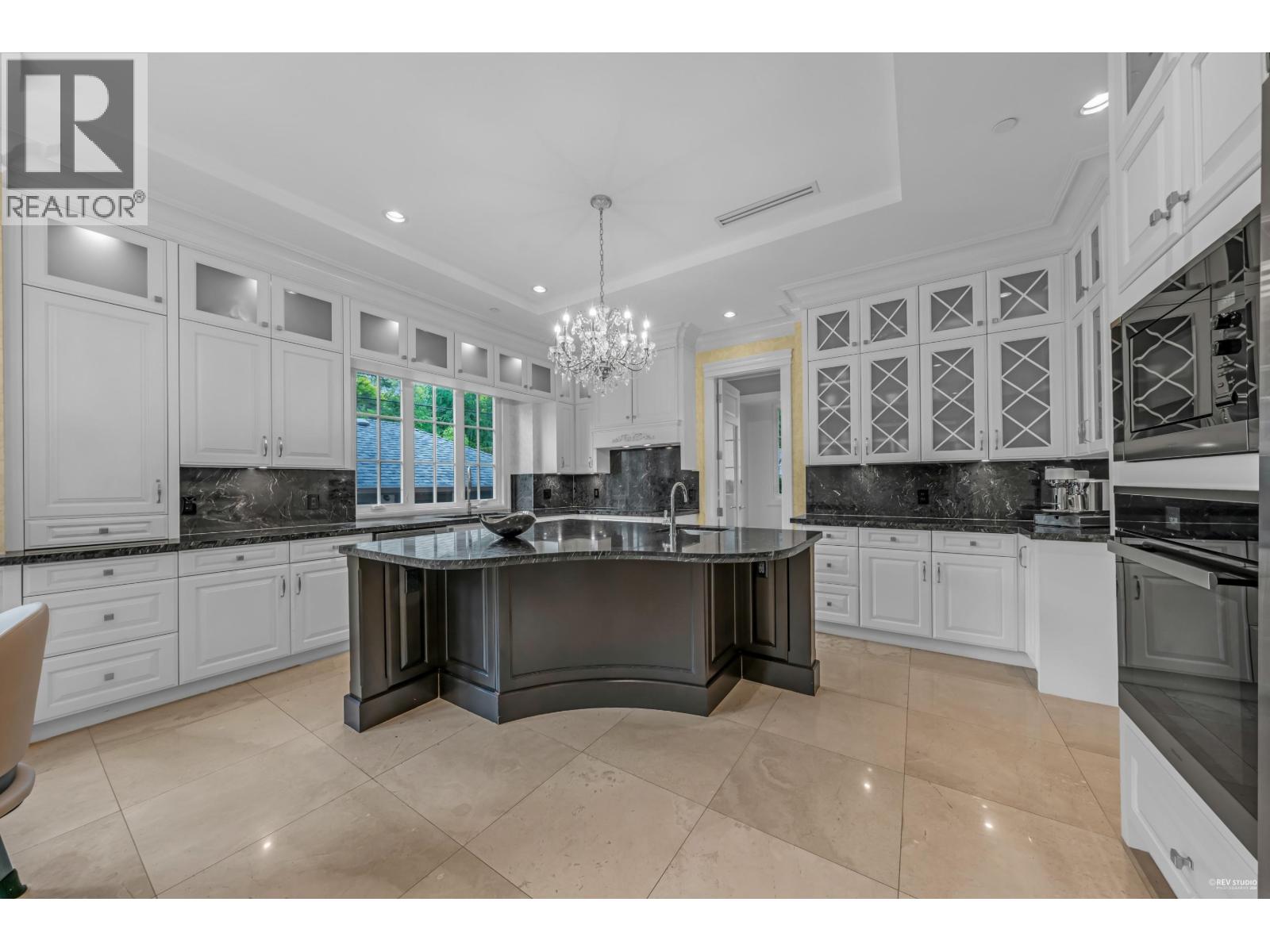 6011 ADERA STREET, Vancouver