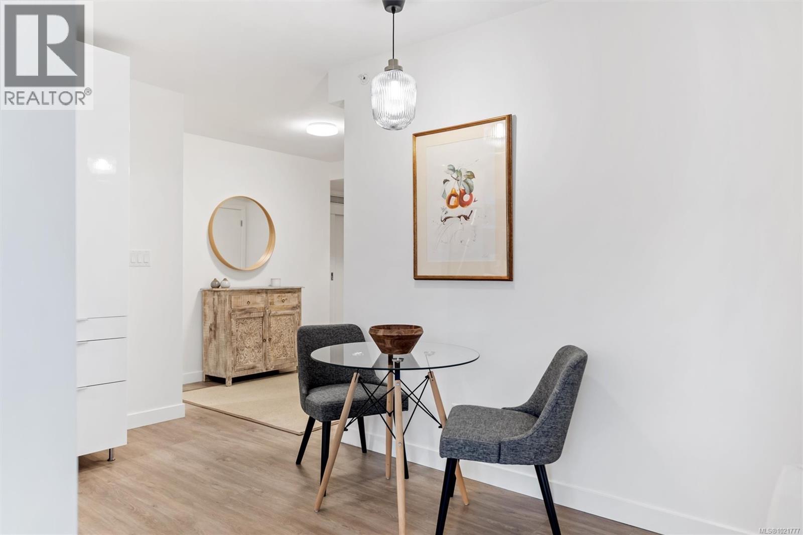 607 845 Johnson St, Victoria