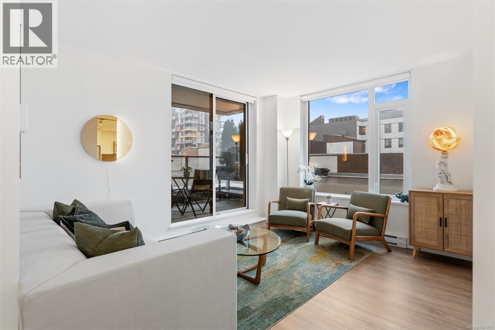 607 845 Johnson St, Victoria