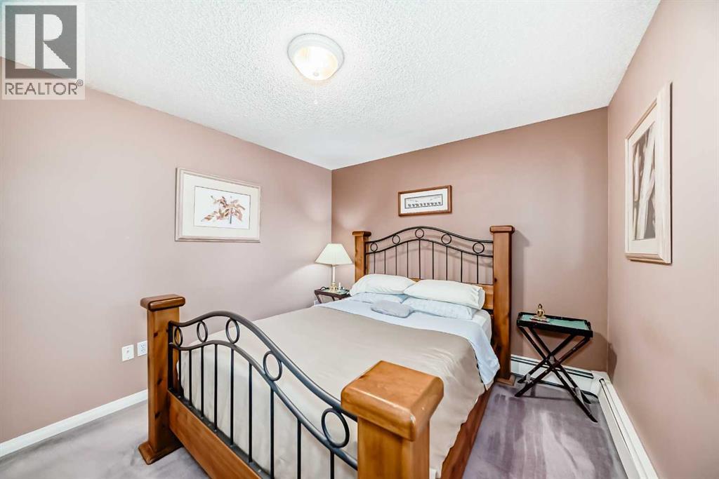 Single Family House for Sale in    Avenue NW West Hillhurst Calgary 