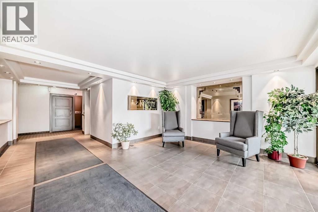 Single Family House for Sale in    Avenue NW West Hillhurst Calgary 