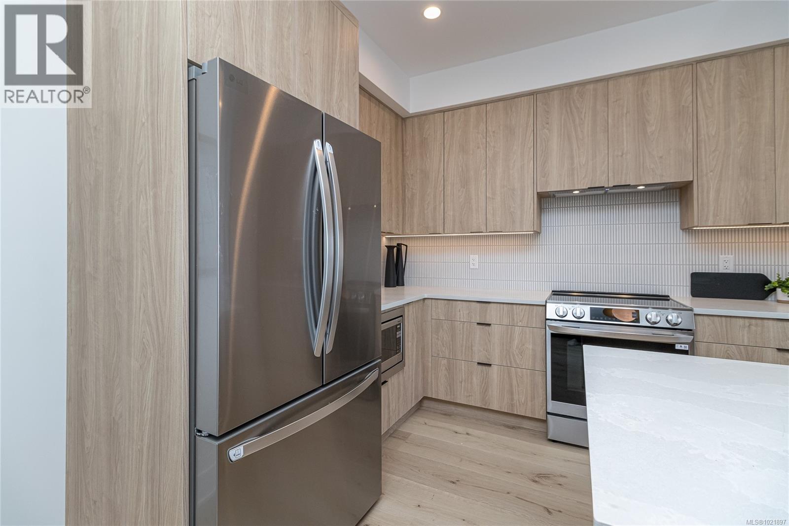 1426 Dolomite Ridge, Langford