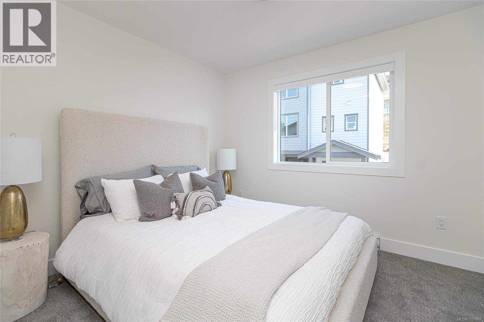 1426 Dolomite Ridge, Langford