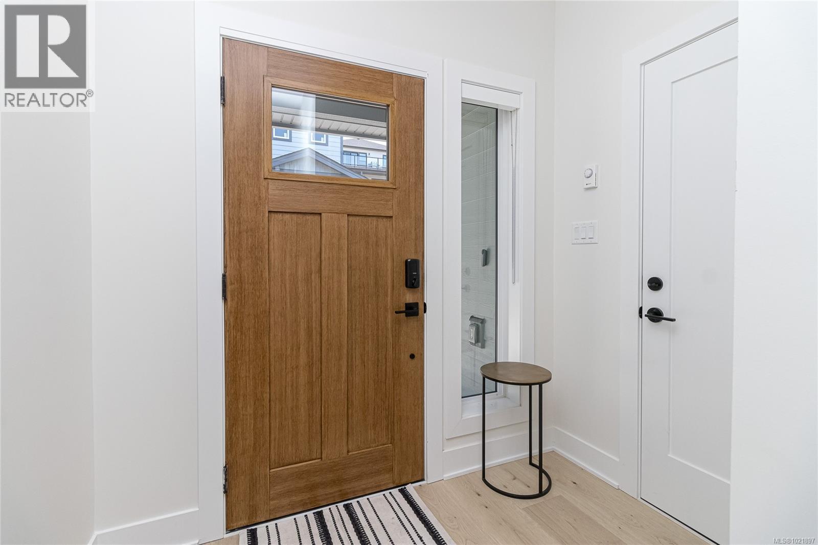 1426 Dolomite Ridge, Langford