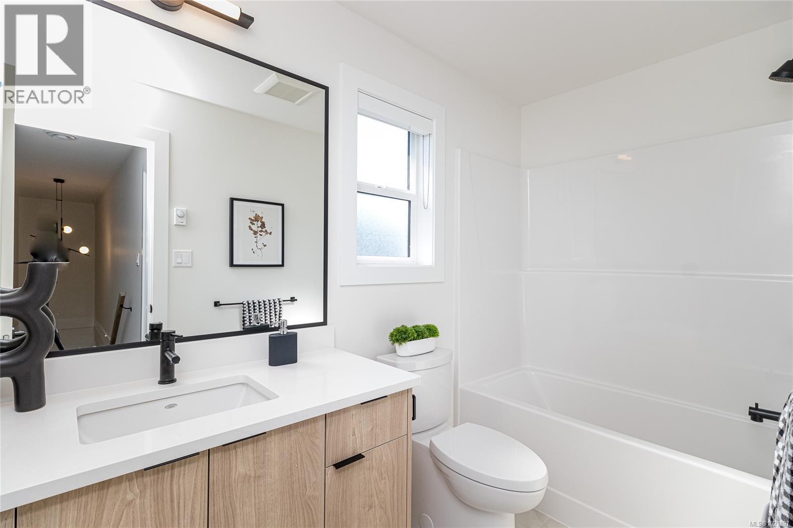 1426 Dolomite Ridge, Langford