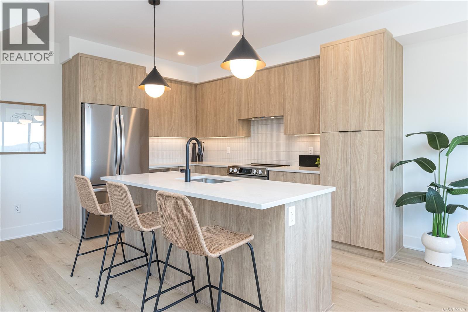 1426 Dolomite Ridge, Langford