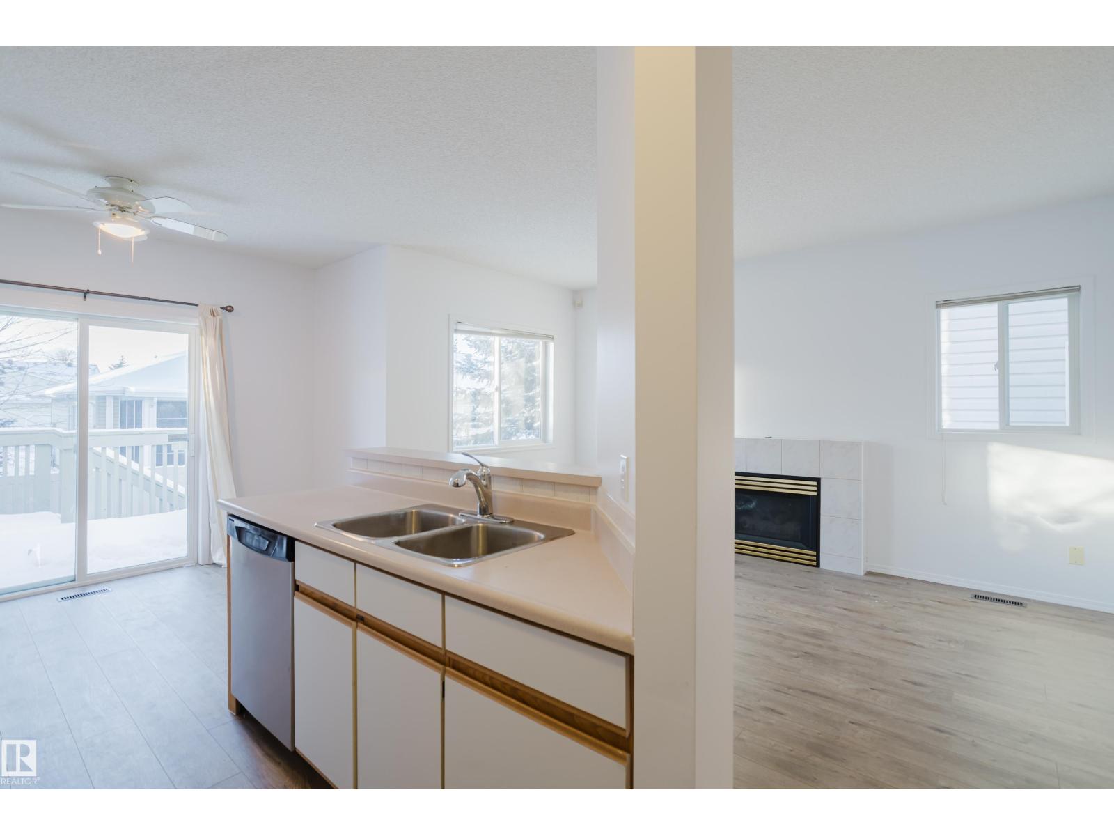 #57 843 YOUVILLE DR W NW, Edmonton