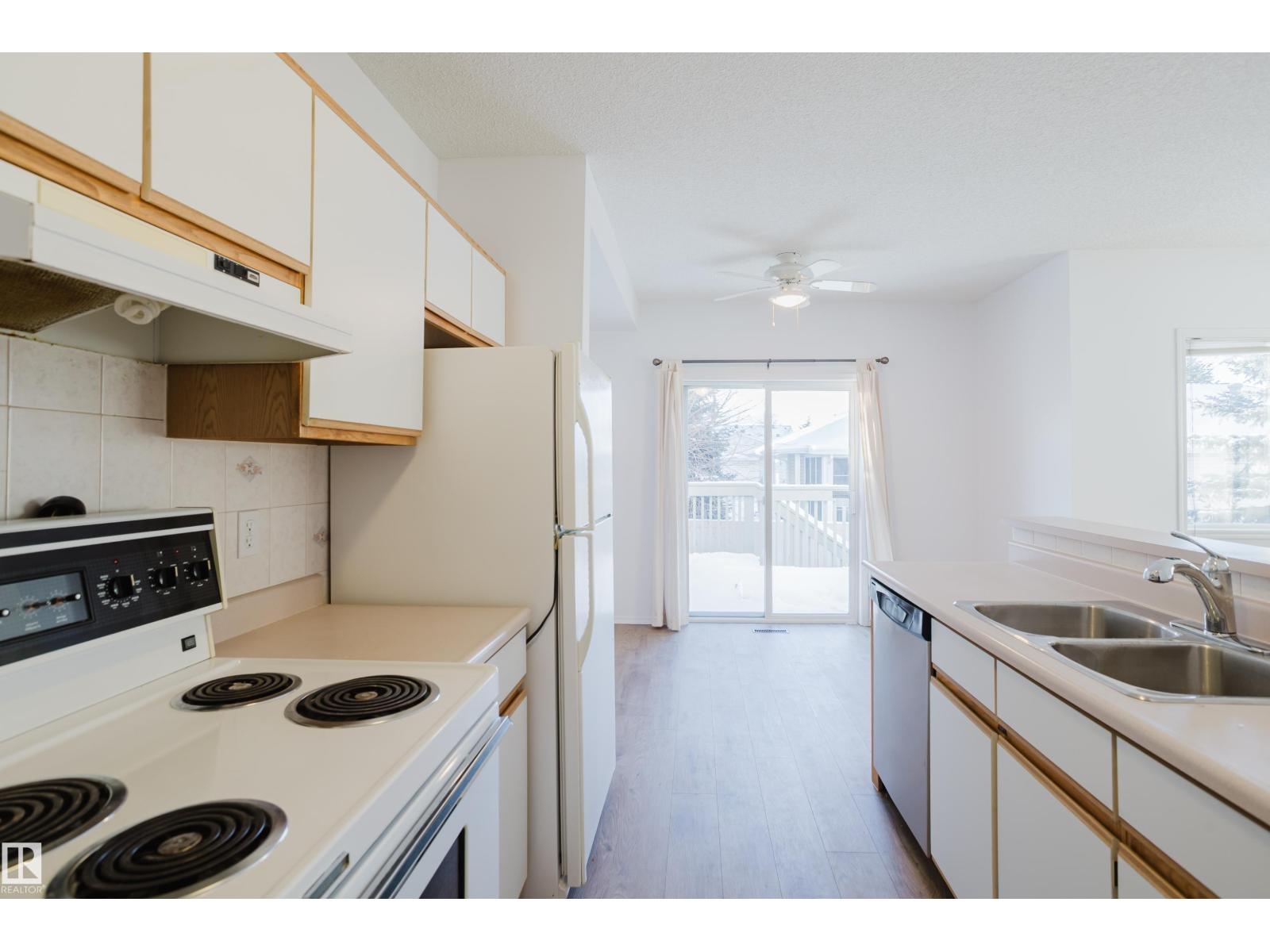 #57 843 YOUVILLE DR W NW, Edmonton