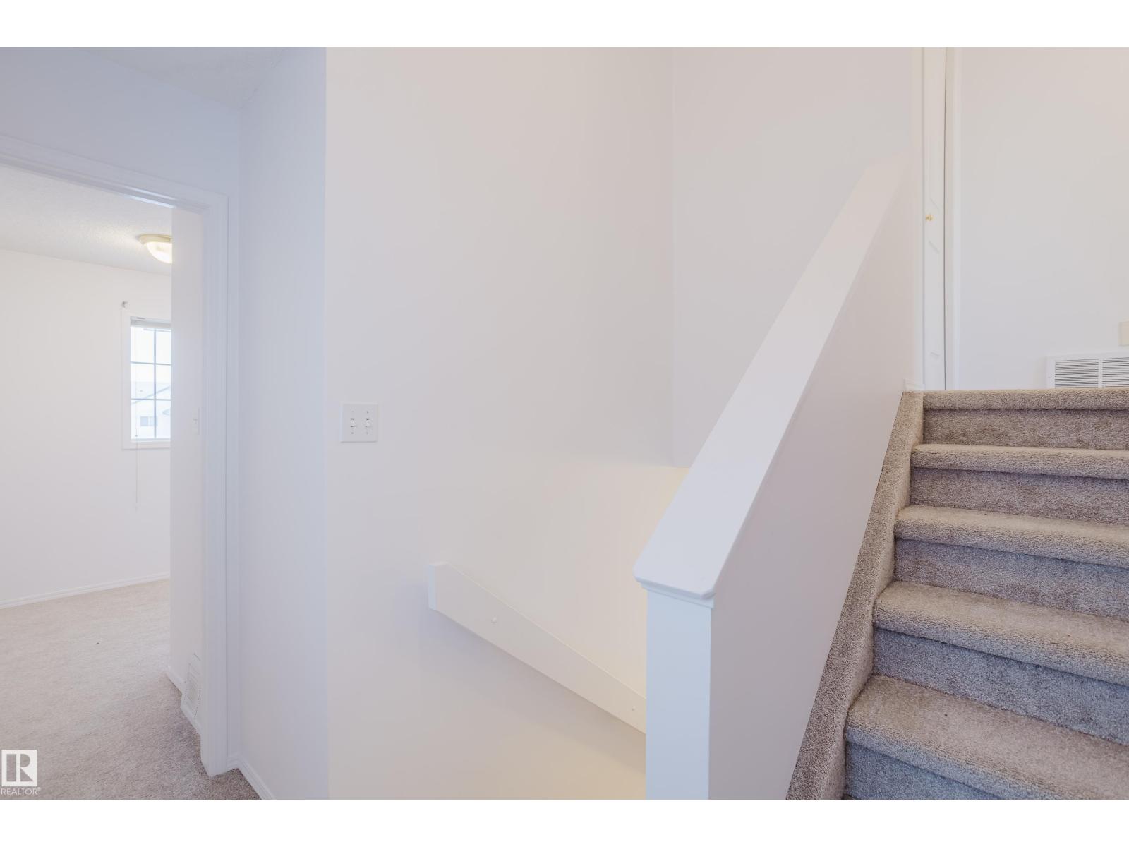 #57 843 YOUVILLE DR W NW, Edmonton