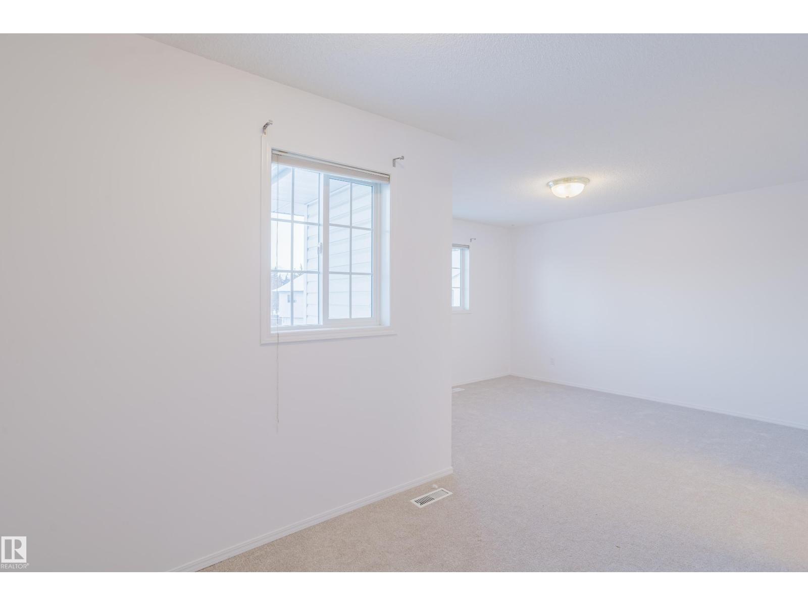 #57 843 YOUVILLE DR W NW, Edmonton