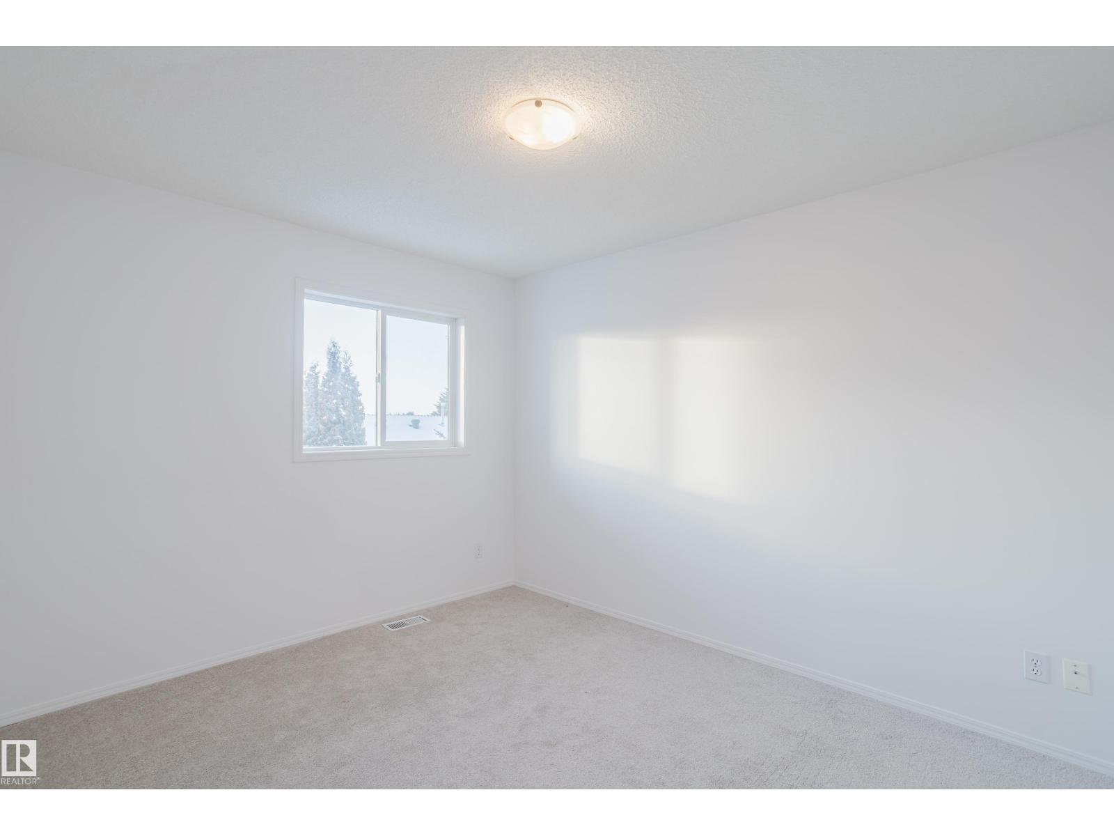 #57 843 YOUVILLE DR W NW, Edmonton