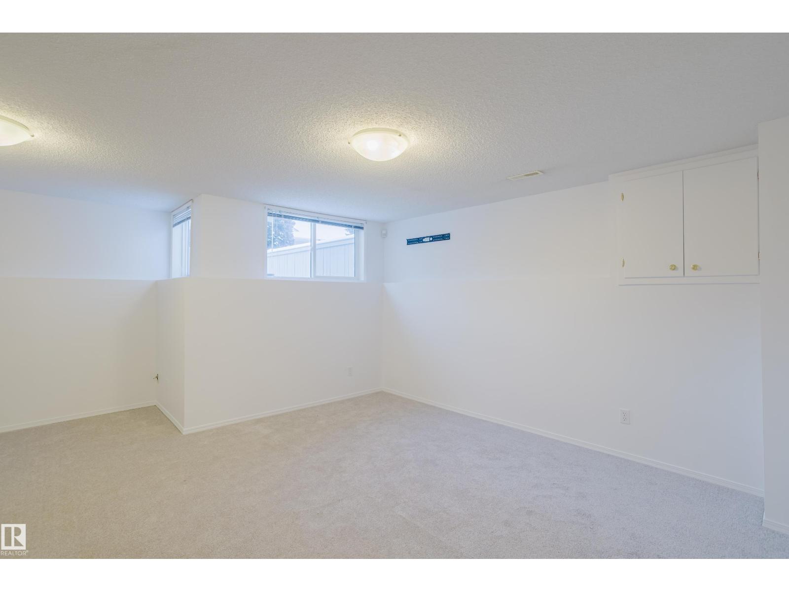 #57 843 YOUVILLE DR W NW, Edmonton