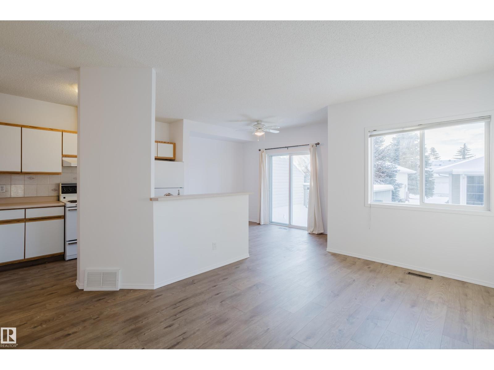 #57 843 YOUVILLE DR W NW, Edmonton