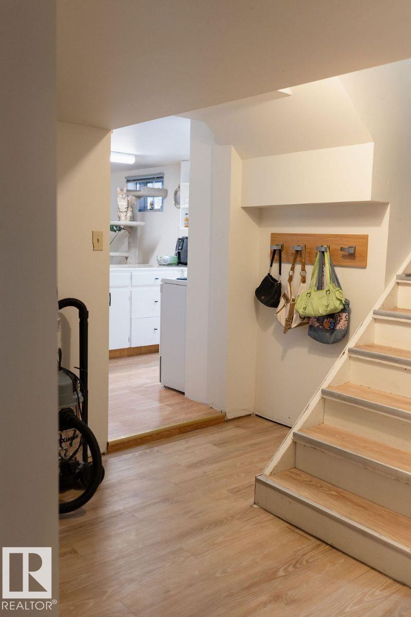 7211 83 ST NW, Edmonton