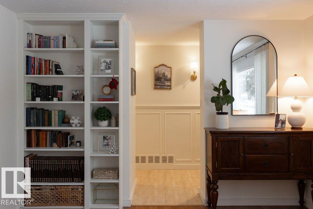 7211 83 ST NW, Edmonton