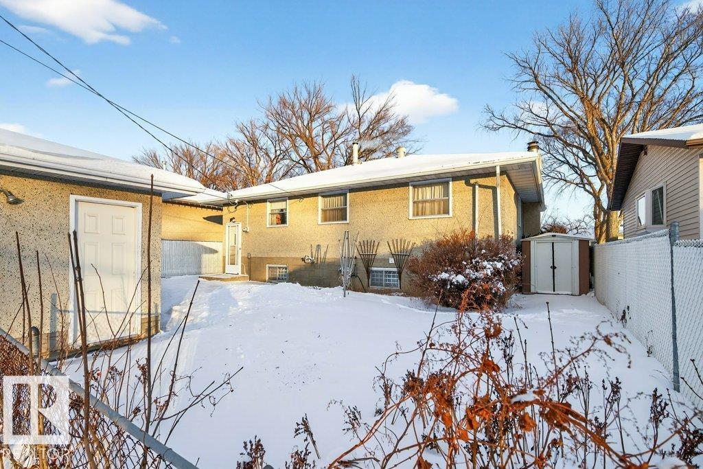 12224 55 ST NW NW, Edmonton