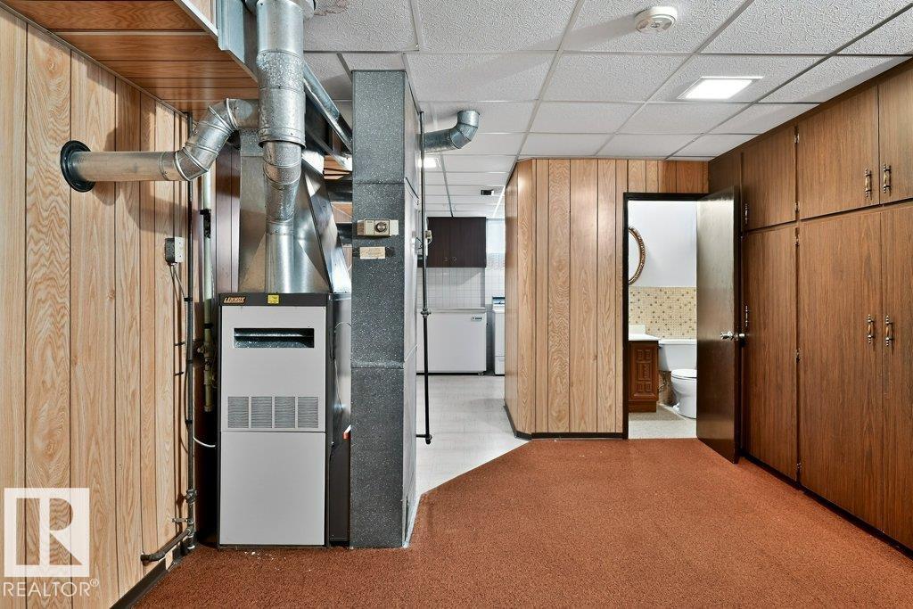 12224 55 ST NW NW, Edmonton