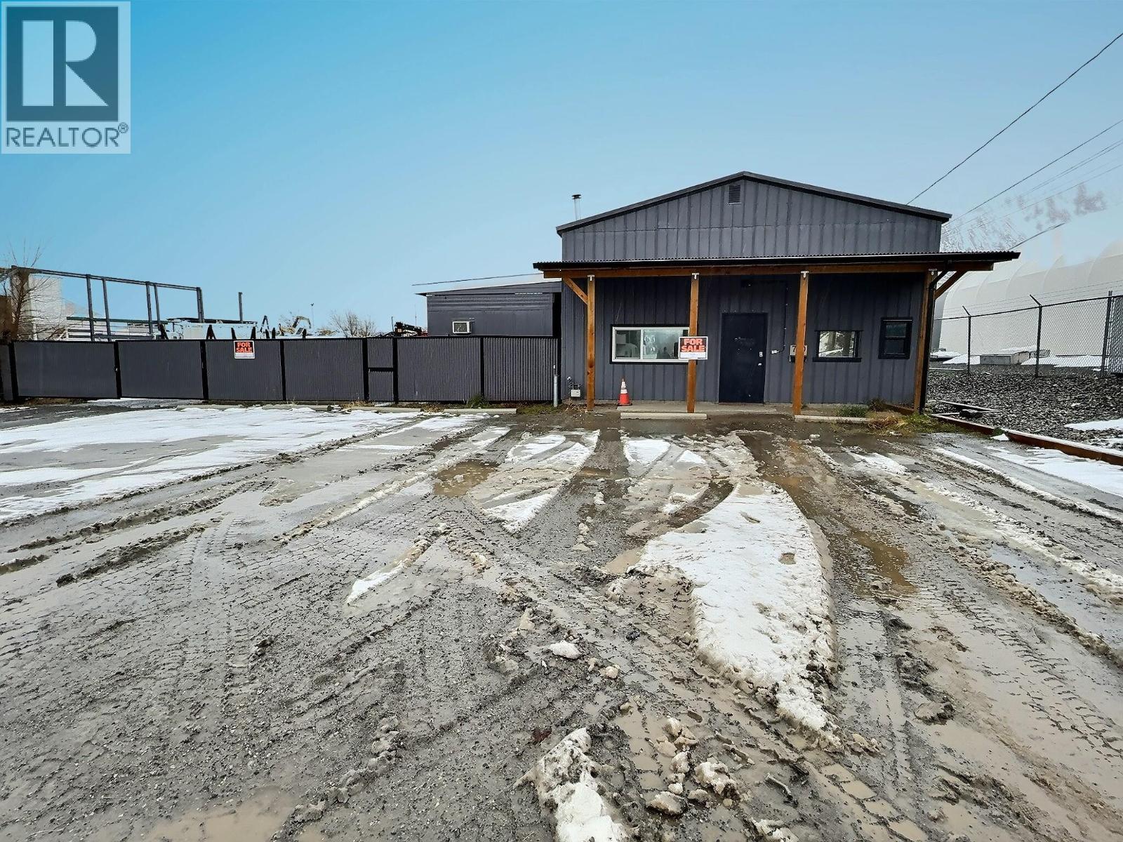  750 SARCEE Street East, Kamloops