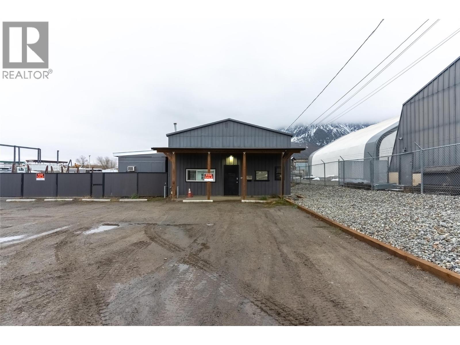  750 SARCEE Street East, Kamloops