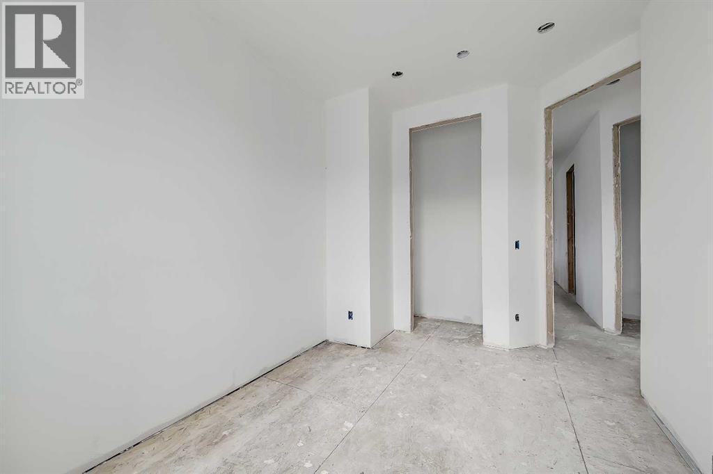 Single Family House for Sale in   Avenue NW Mount Pleasant Calgary 