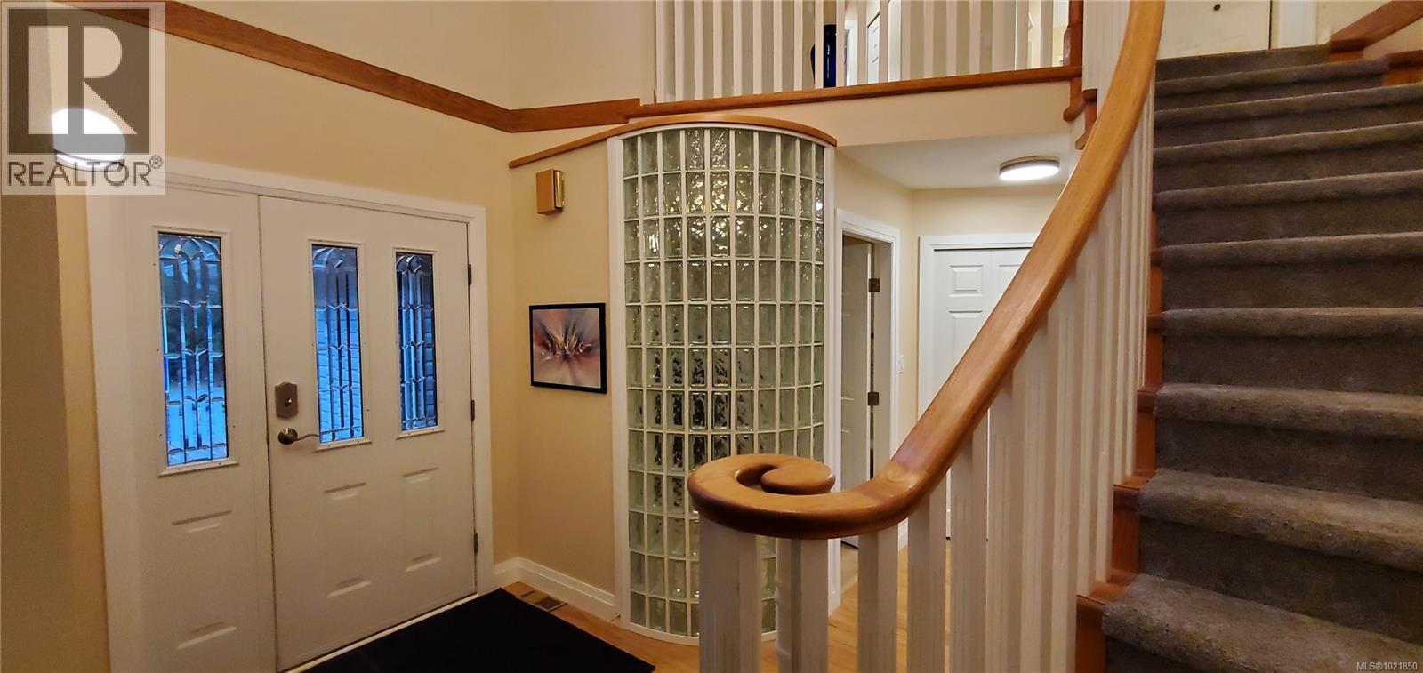 527 Cala Crt, Gold River