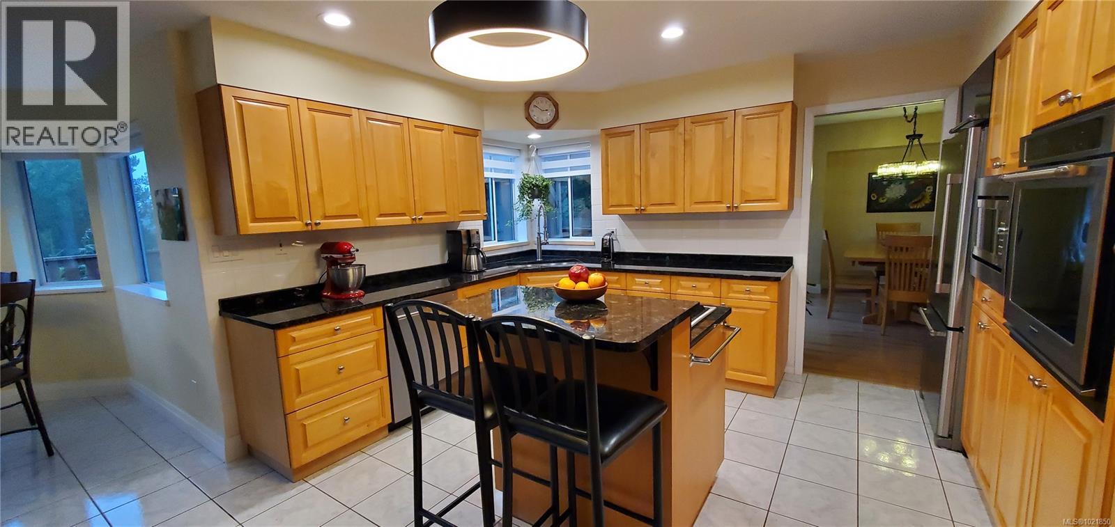 527 Cala Crt, Gold River