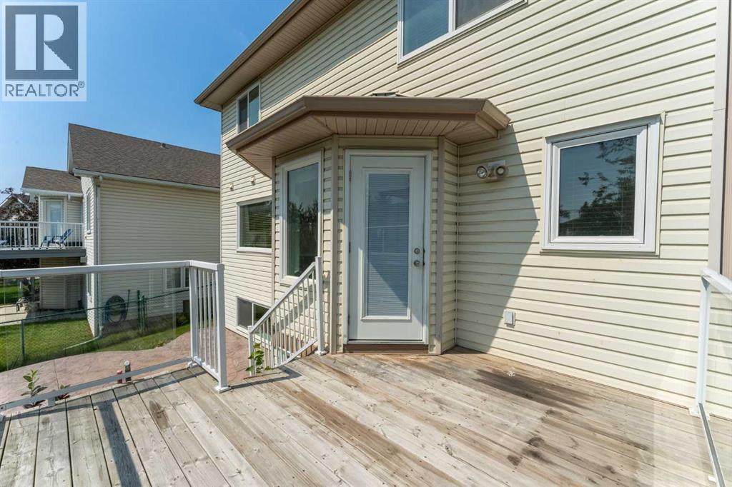 Single Family House for Sale in  Douglasview Rise SE Douglasdale/Glen Calgary 