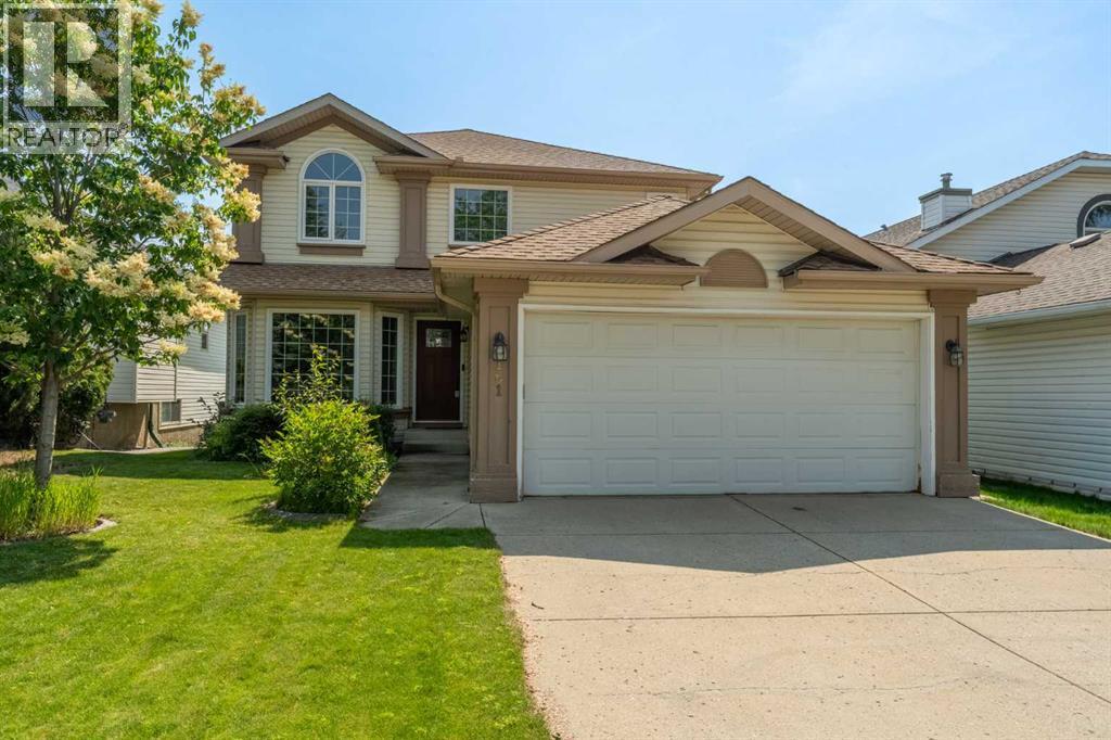 Single Family House for Sale in  Douglasview Rise SE Douglasdale/Glen Calgary 
