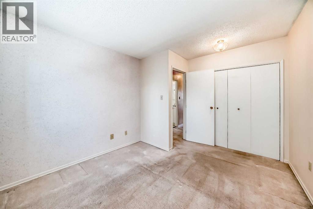 Single Family House for Sale in  Point Mckay Terrace NW Point McKay Calgary 