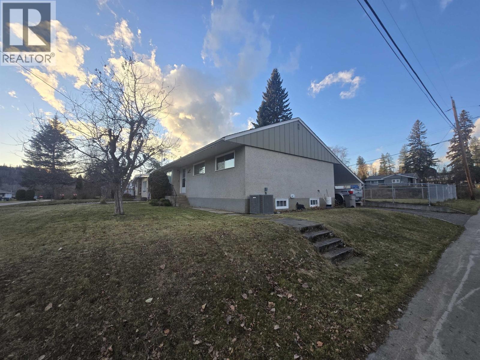 1191 MOFFAT AVENUE, Quesnel