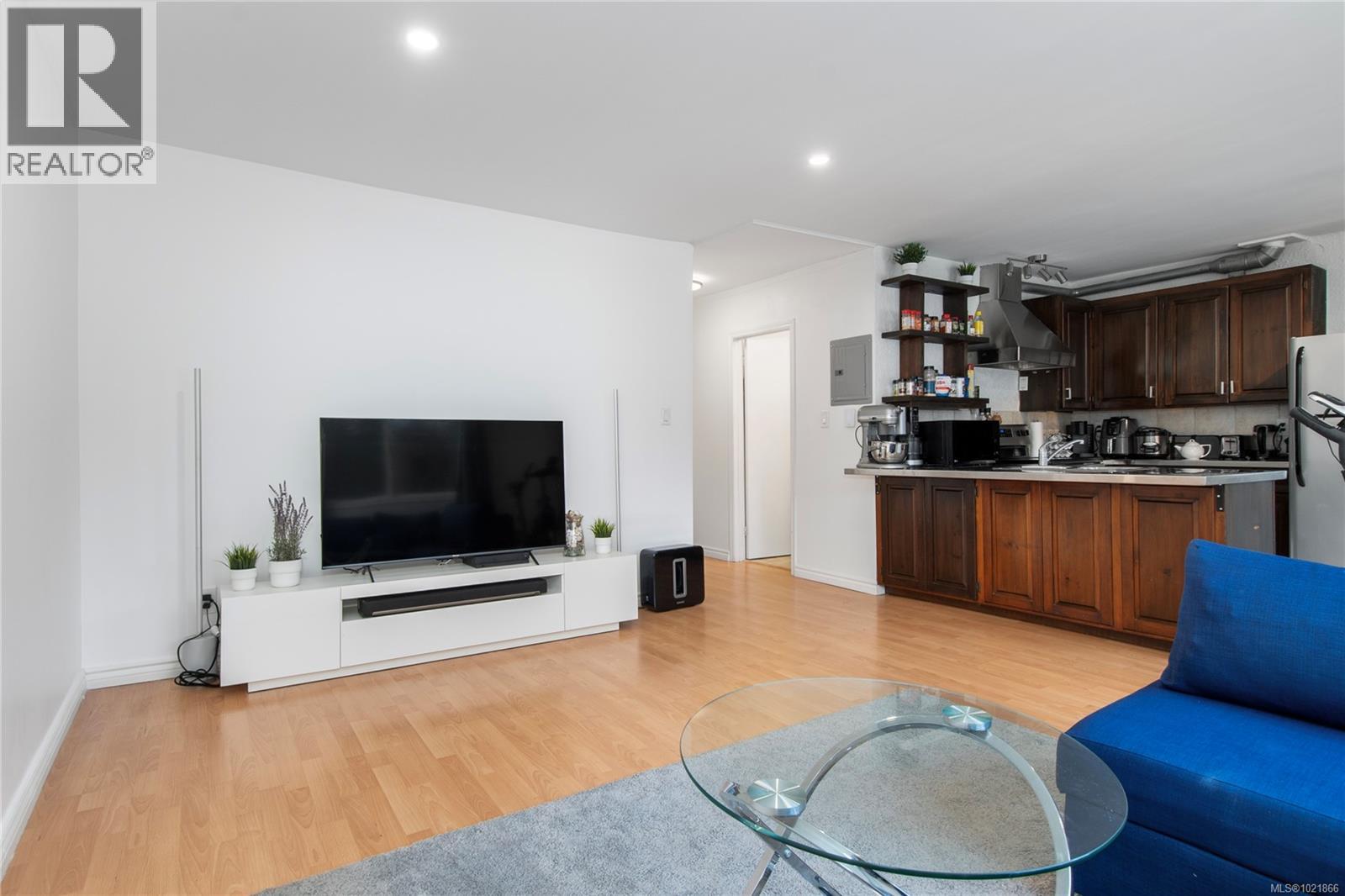 1120 1st St, Courtenay