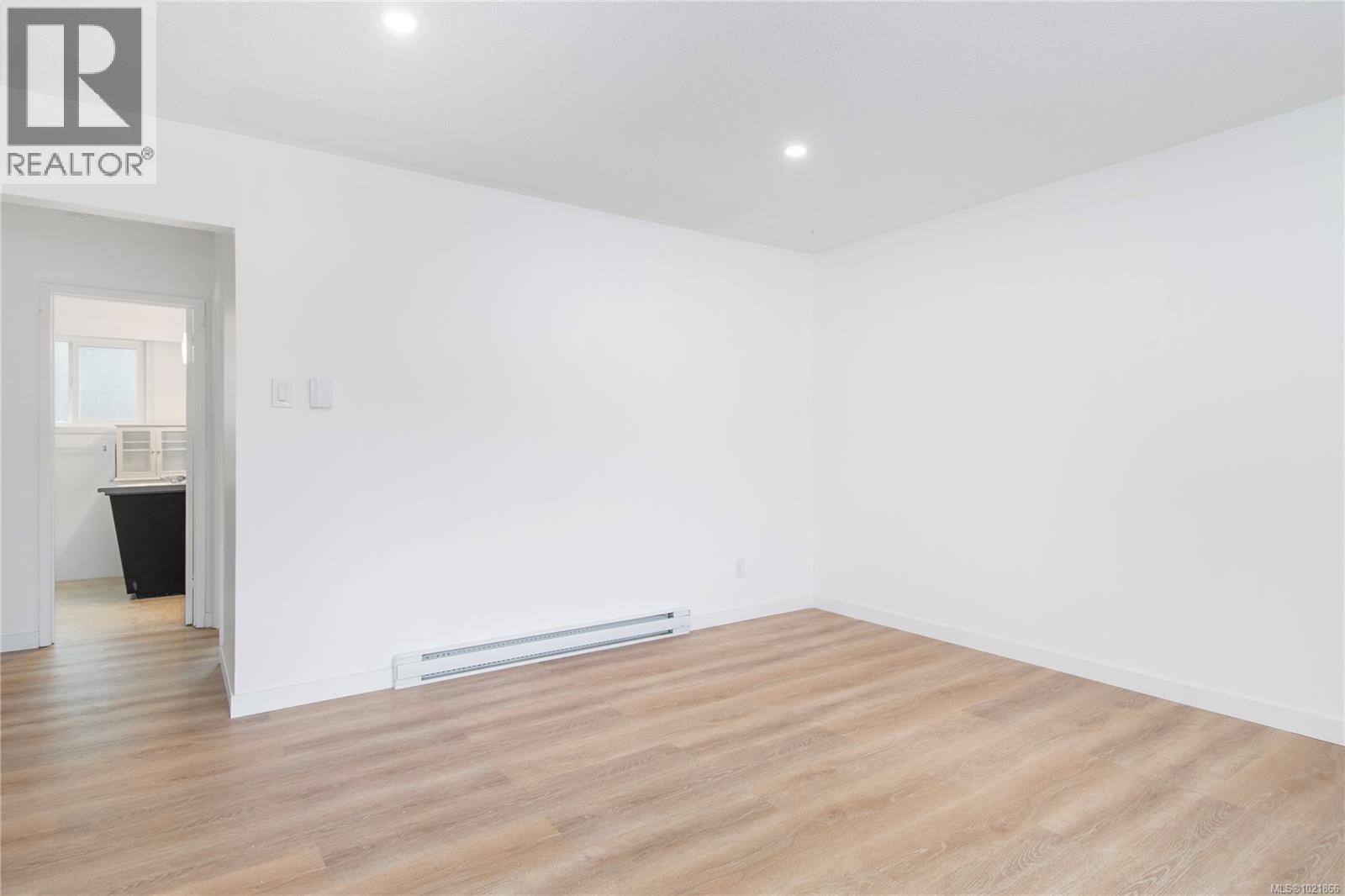 1120 1st St, Courtenay