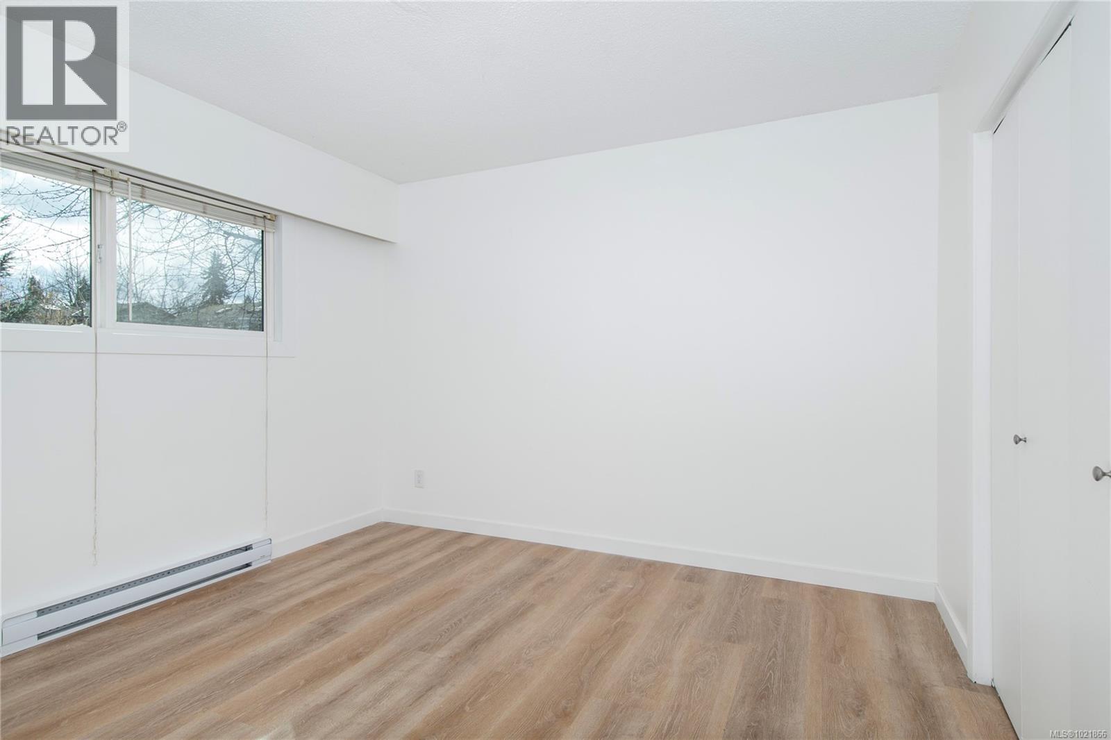 1120 1st St, Courtenay