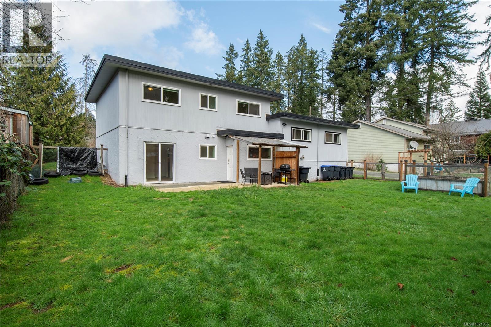 1120 1st St, Courtenay