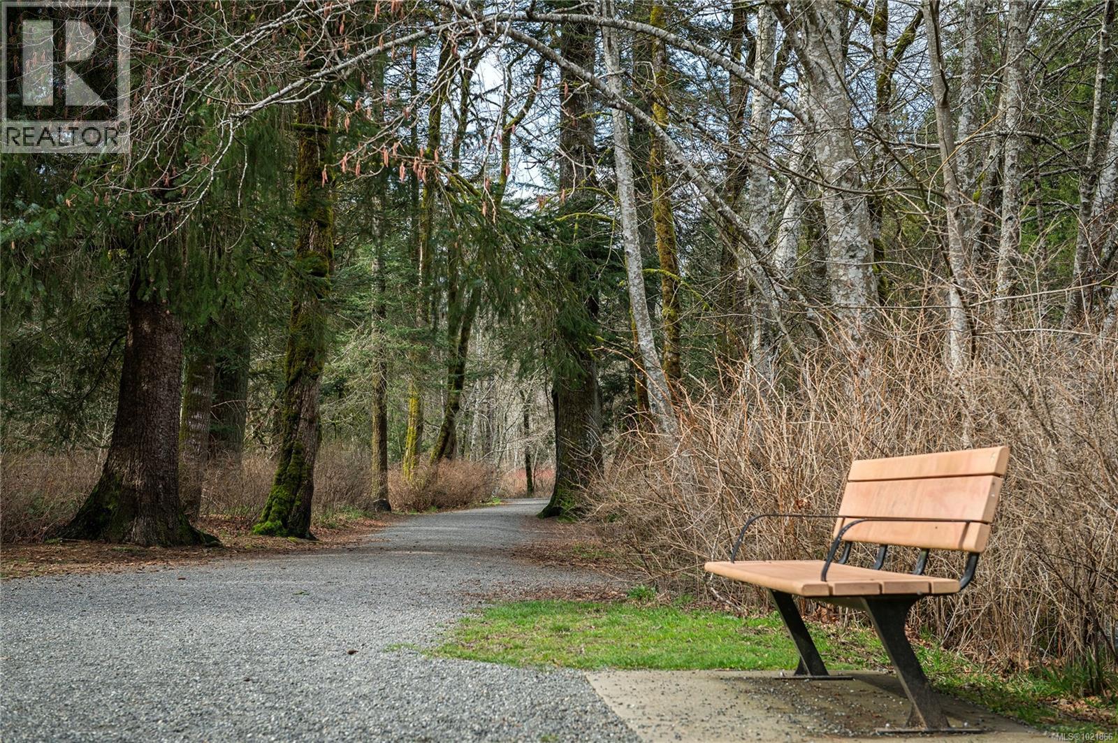 1120 1st St, Courtenay