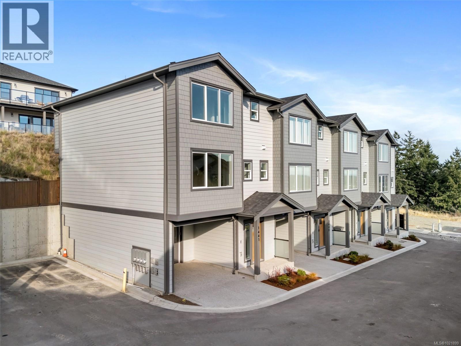 1415 Dolomite Ridge, Langford
