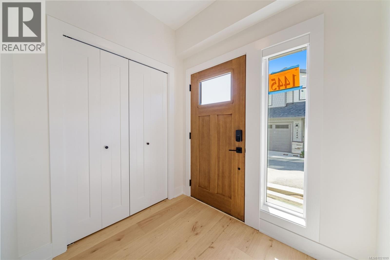 1415 Dolomite Ridge, Langford