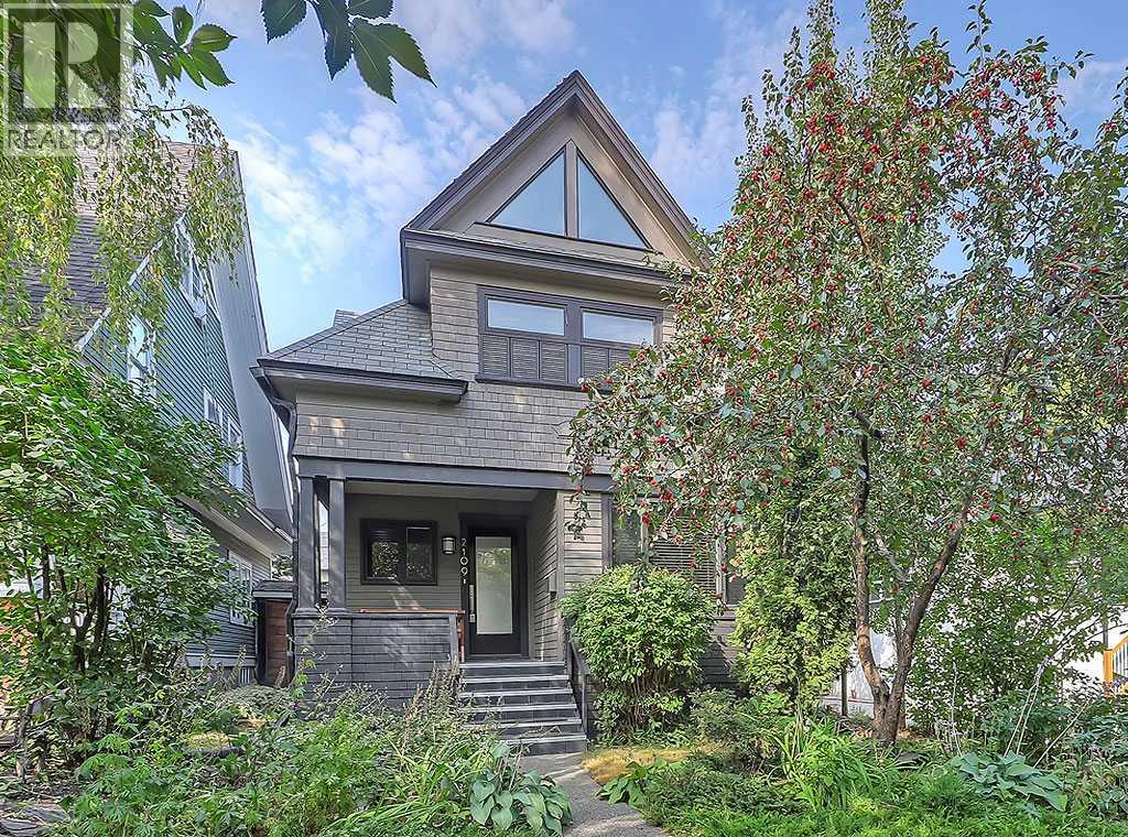 2109 14A Street SW, Calgary, Alberta