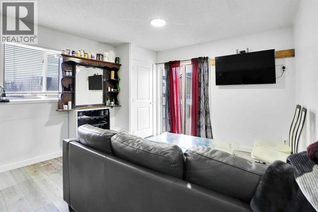 Single Family House 4 Level for Sale in  Martinbrook Road NE Martindale Calgary 