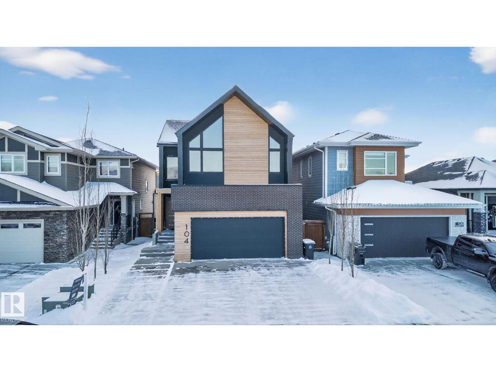 104 EDGEWATER CI, Leduc