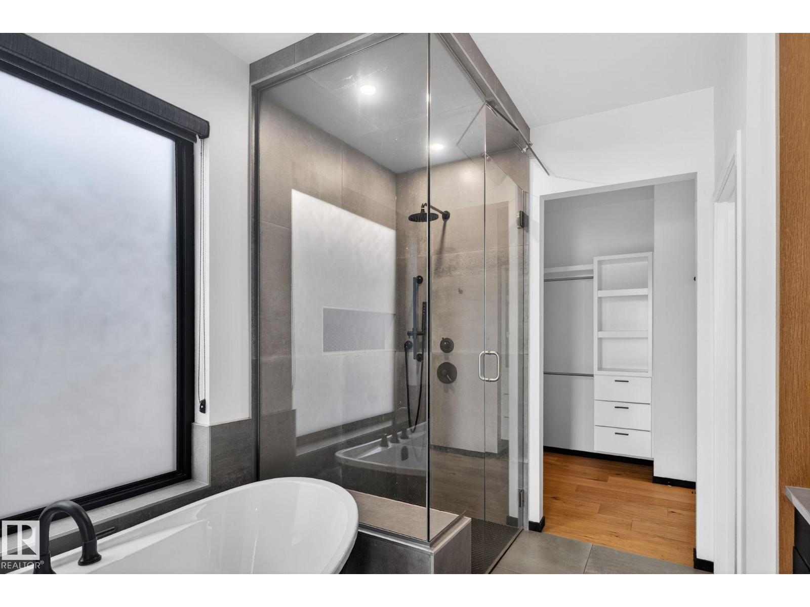 104 EDGEWATER CI, Leduc