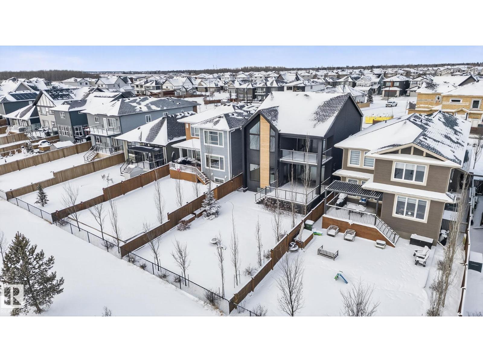 104 EDGEWATER CI, Leduc